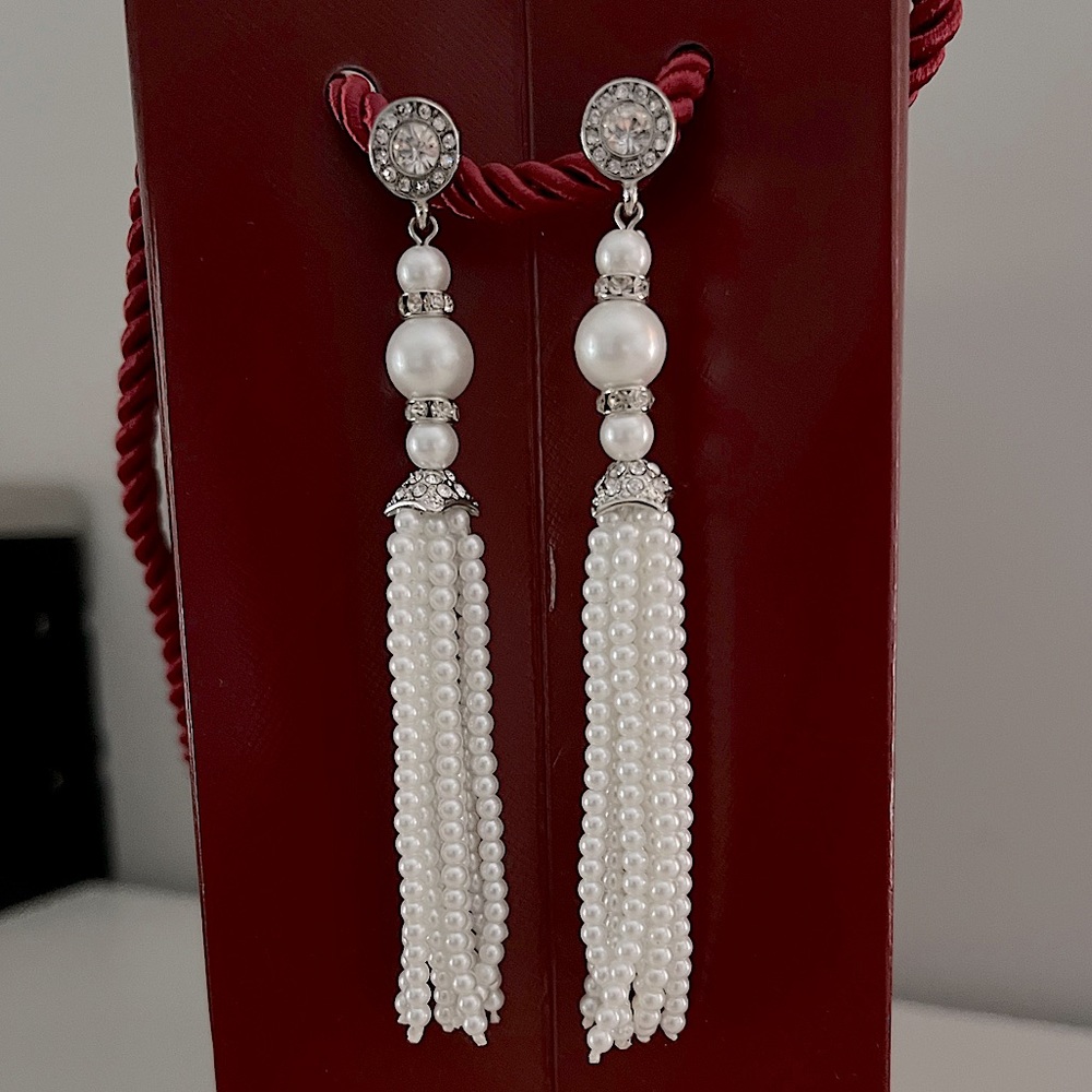 Pearl tassel earrings, rhodium plated with rhinestones